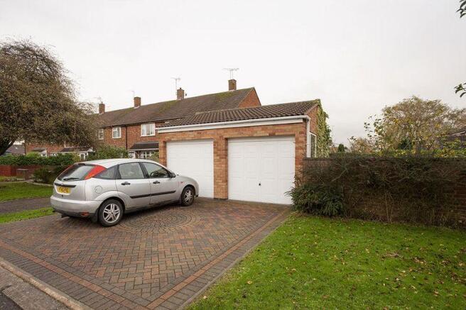 Double Garage ...