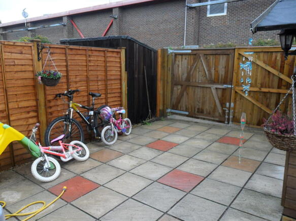 Photo 9