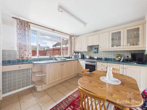 3 bed Terraced for sale Image 4