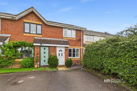 Pemberley Chase, West Ewell, Surrey. KT19