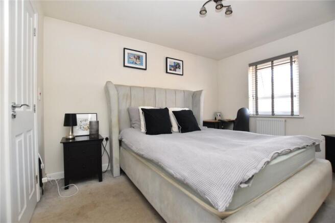 3 bed Detached for sale Image 5