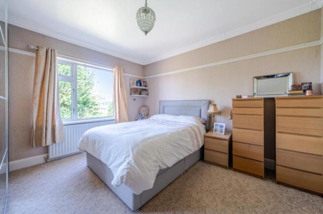 3 bed Semi-Detached for sale Image 11