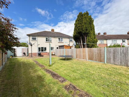 St. Cuthberts Crescent, Albrighton, Wolverhampton, WV7 3HP