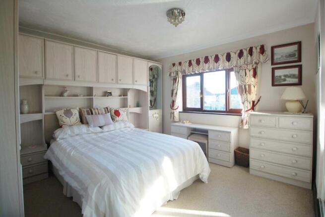 Bed 3.JPG