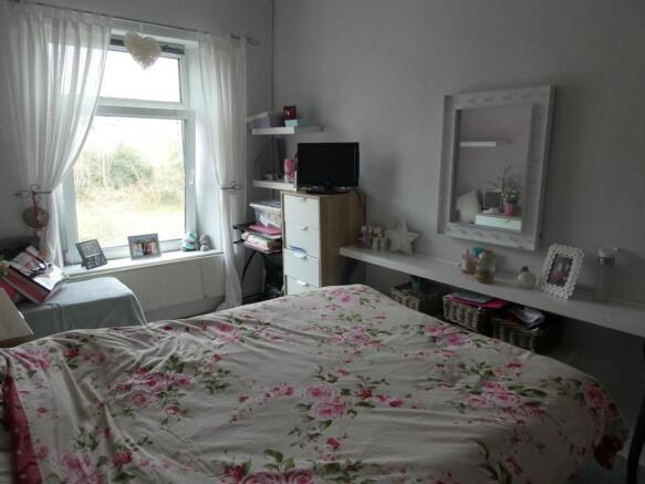 a-stjosephs2.bed2.1.JPG