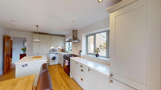 3 bed Detached Bungalow for sale Image 11