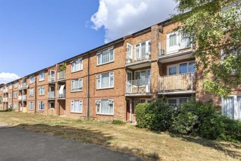 Loudwater, Close To J.3 Of M40