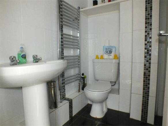 Photo 10