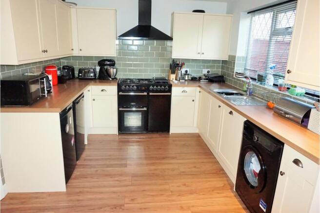 Kitchen / Diner