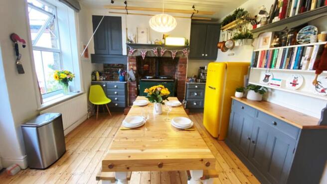 Kitchen/Dining Room