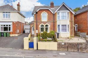 17, Landguard Manor Road, Shanklin PO37 7HZ