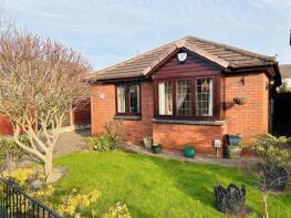 48, Clifton Road, Halesowen B62 9HB