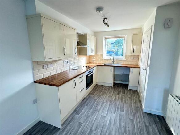 3 Palm Court Kitchen