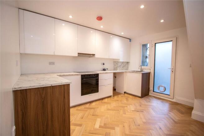 Kitchen/Breakfast Rm