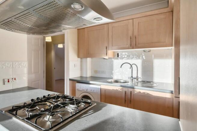 2 bed Flat to rent Image 4