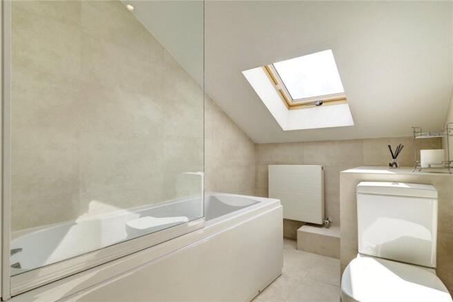 Bedroom Two En Suite