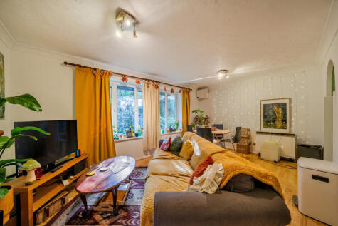 Linwood Close, Camberwell, London