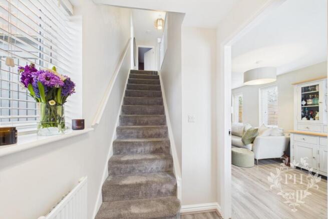 4 bed Detached for sale Image 7