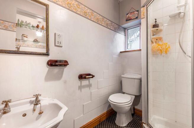 Bathroom (Shower Room)