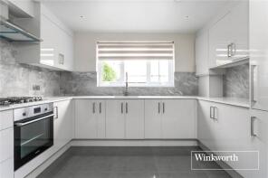 214a, Ballards Lane, Finchley, London N3 2LX