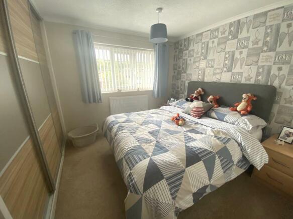 Photo 11