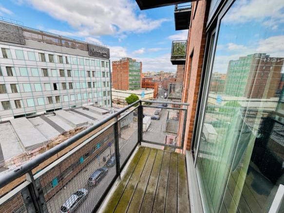 1 bed Flat to rent Image 6