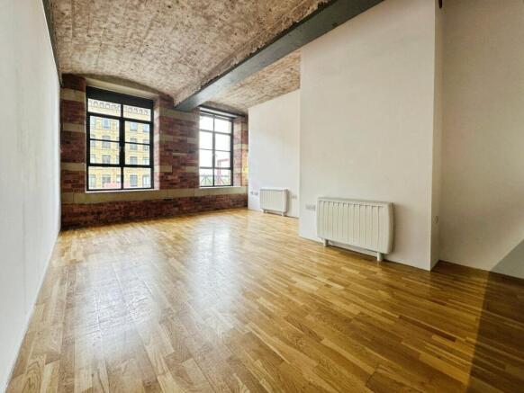 Lilycroft Road, Bradford, West Yorkshire, BD9 photo 4