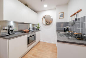 Flat 26, 22, Mountearl Gardens, London SW16 2PA