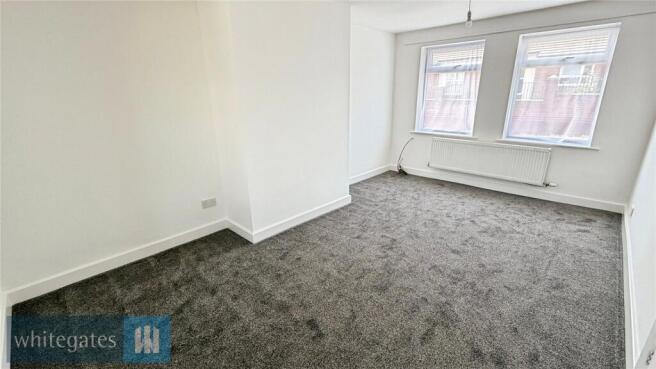 4 bed Semi-Detached to rent Image 4