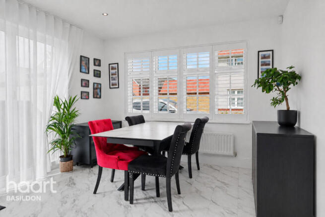 George Street, Basildon photo 4