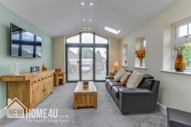 DAY ROOM: