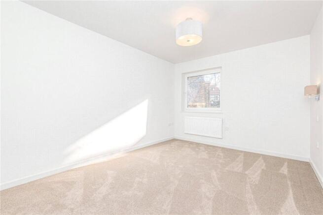 3 bed Apartment for sale Image 11