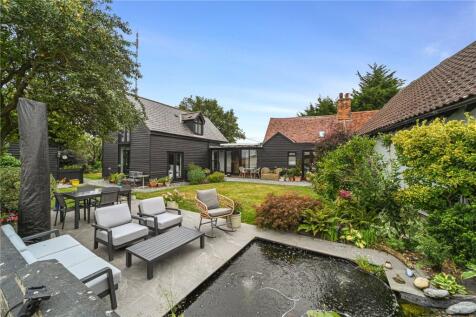 Clacton Road, Horsley Cross, Manningtree, Essex, CO11