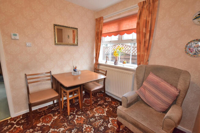 2 bed Detached Bungalow for sale Image 9