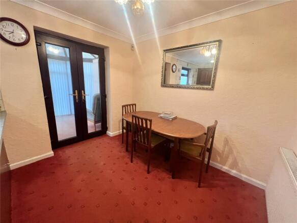 3 bed Semi-Detached for sale Image 9