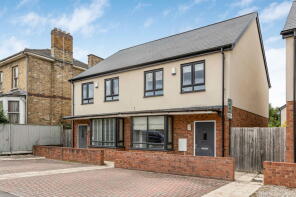 16a, Folly Lane, Cheltenham GL50 4BT