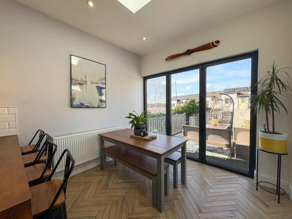 Bifolds onto the garden