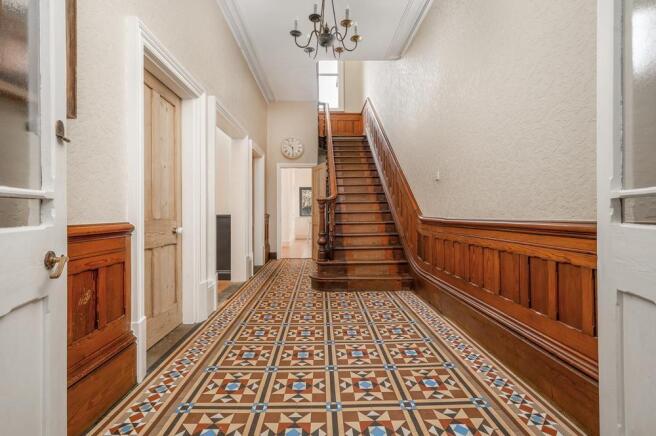 INNER HALLWAY GALLERY