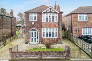 17, Cranston Grove, Gatley, Cheadle SK8 4HS