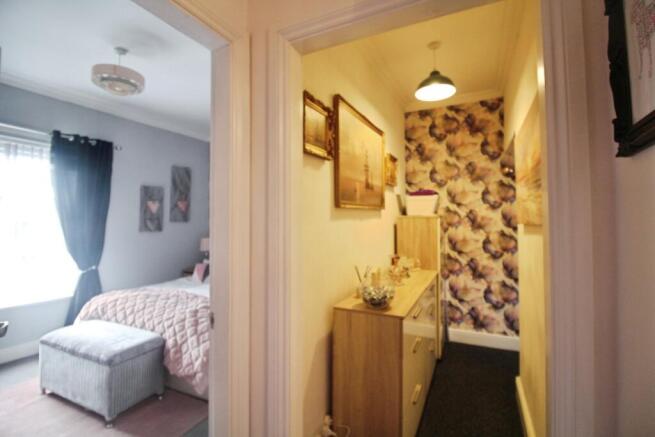 2 bed Terraced for sale Image 10