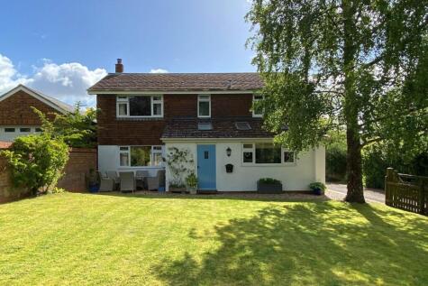 Ashley Piece, Ramsbury, Marlborough, SN8 2QE