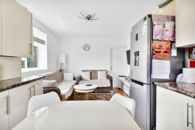 Living space / kitchen