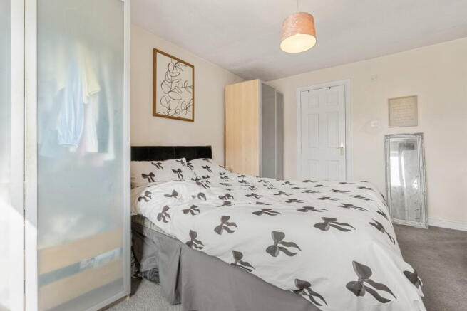 4 bed Terraced for sale Image 12
