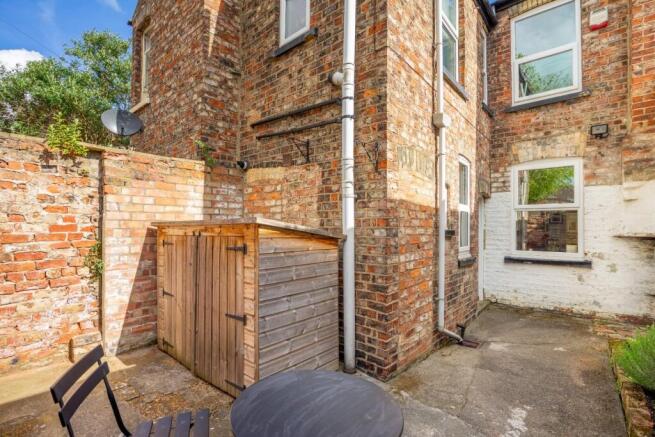 2 bed Terraced for sale Image 12