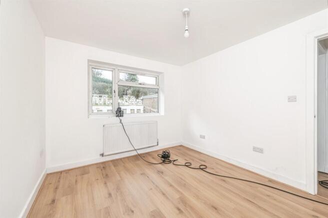 2 bed Semi-Detached Bungalow for sale Image 4