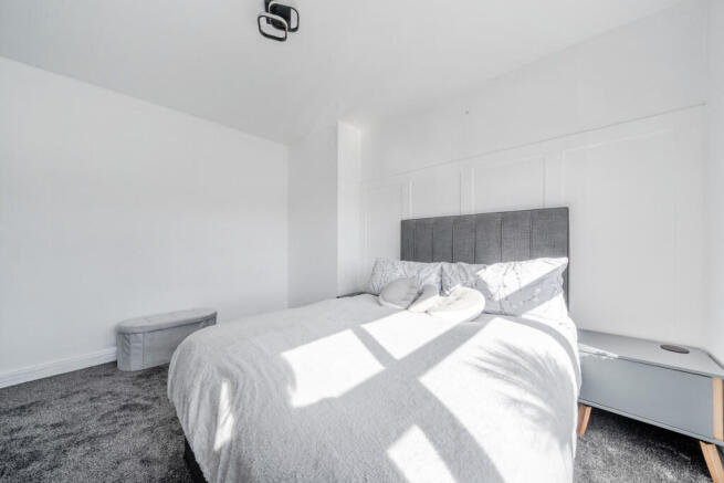 3 bed Terraced for sale Image 10