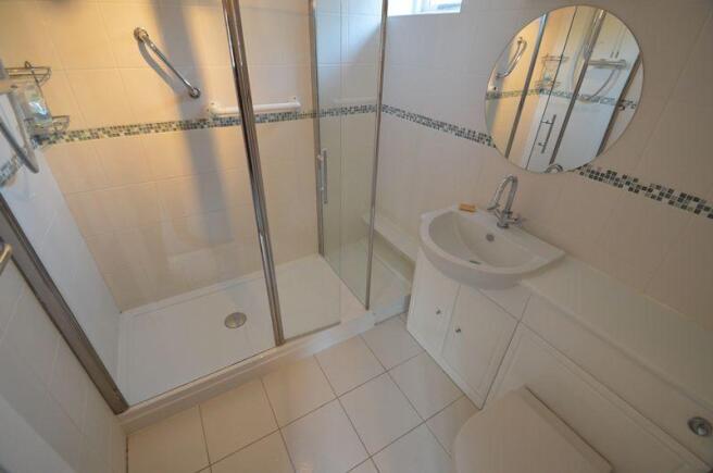 En-Suite To Ma...