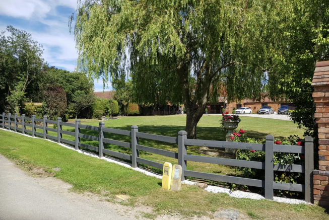 Exterior 3.png