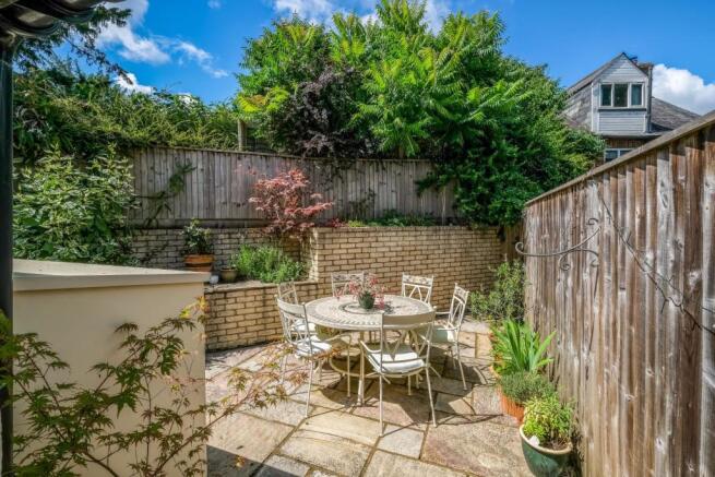 Courtyard garden