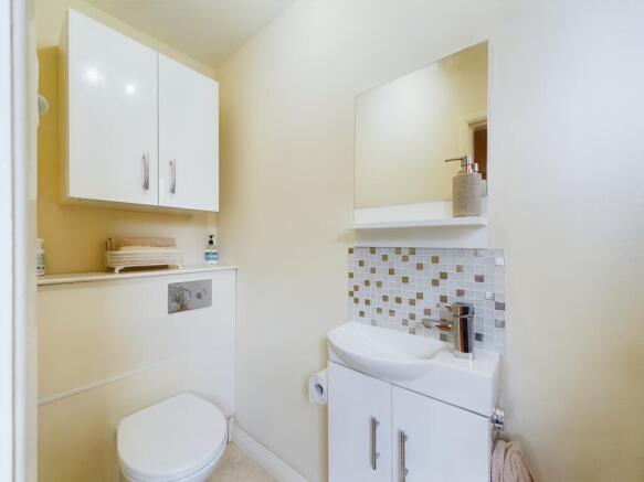 Cloakroom/WC
